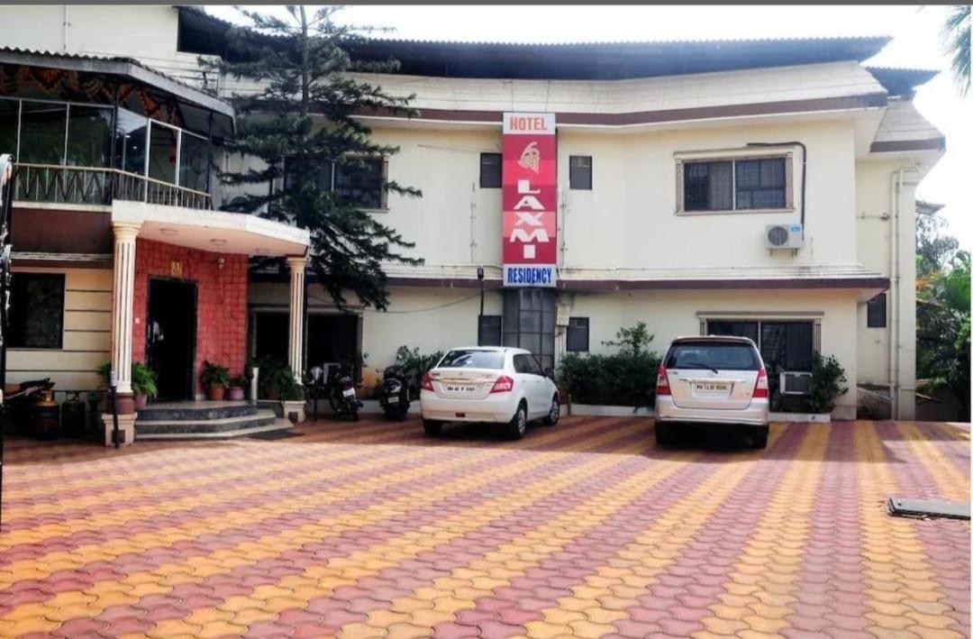 Hotel Laxmi Residency Лонавла Екстер'єр фото