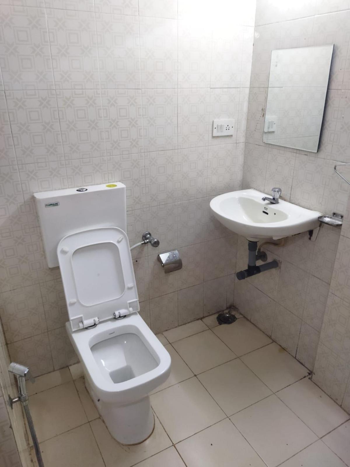 Hotel Laxmi Residency Лонавла Екстер'єр фото