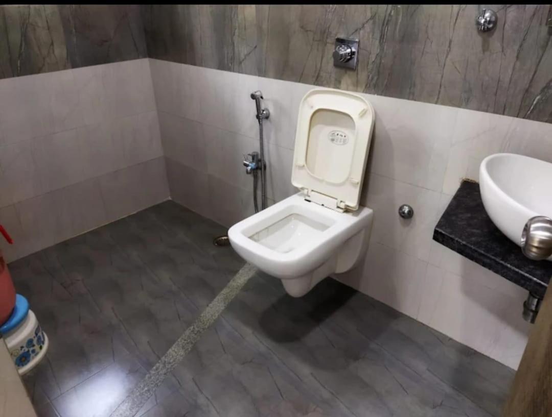 Hotel Laxmi Residency Лонавла Екстер'єр фото