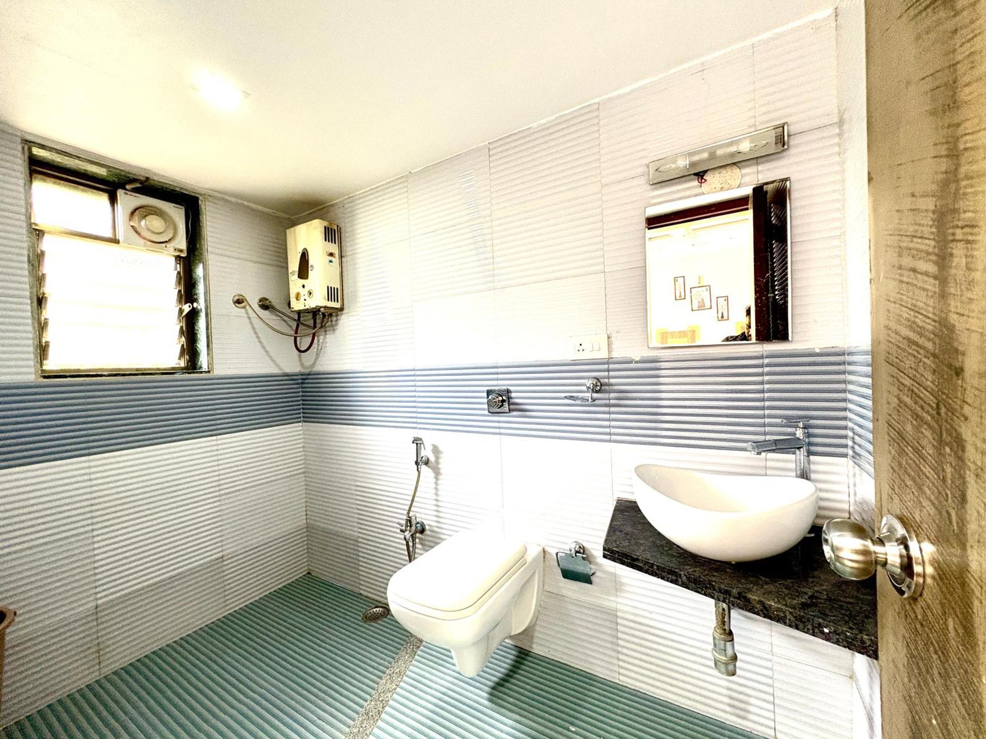 Hotel Laxmi Residency Лонавла Екстер'єр фото